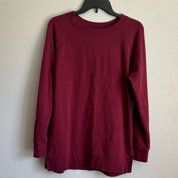 Eddie Bauer Tops - Eddie Bauer Maroon Crewneck Sweatshirt Women’s L